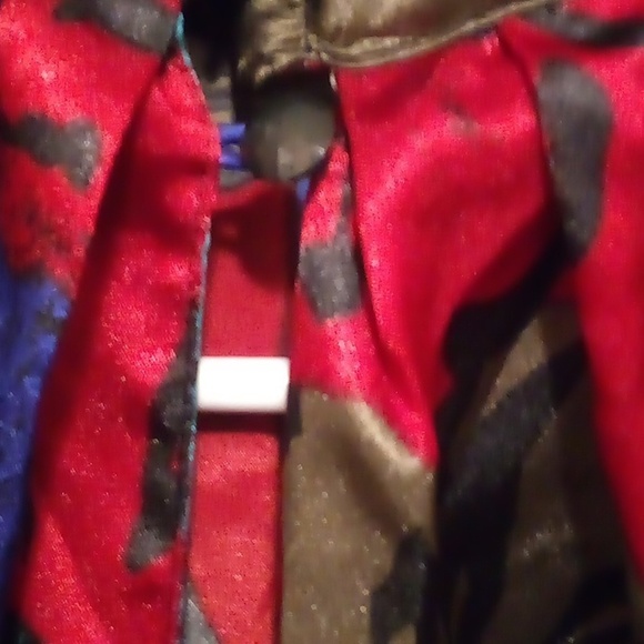 Worthington Splashes Of Multi-Colors Abstract Blouse - Size 12 - Picture 8 of 12